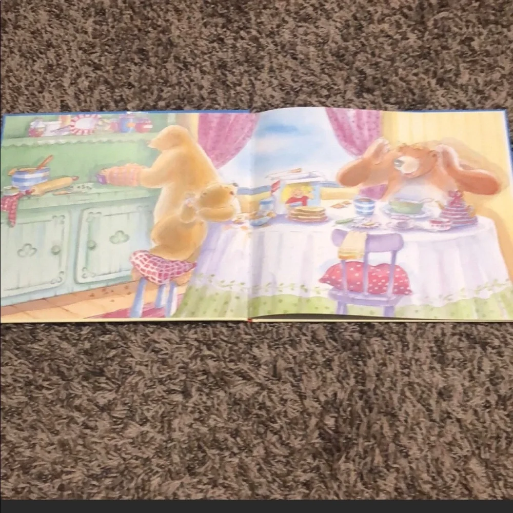 Set of 2 Bear Themed Children’s Reading Books